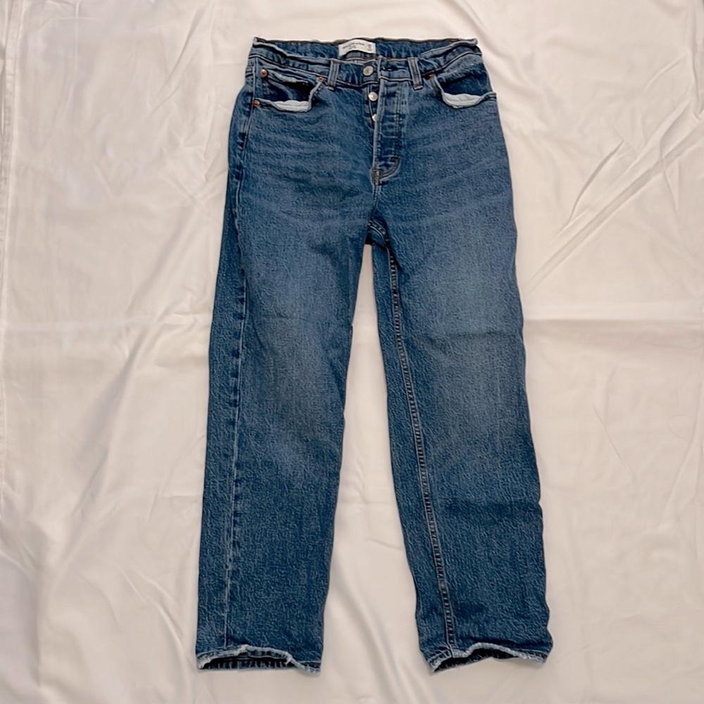Abercrombie&Fitch dad jeans, high rise. Size 28 or 6